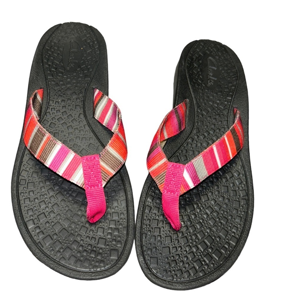 CLARKS Women's Flip Flops Thong Sandals PINK Multicolor Striped Comfort size 11